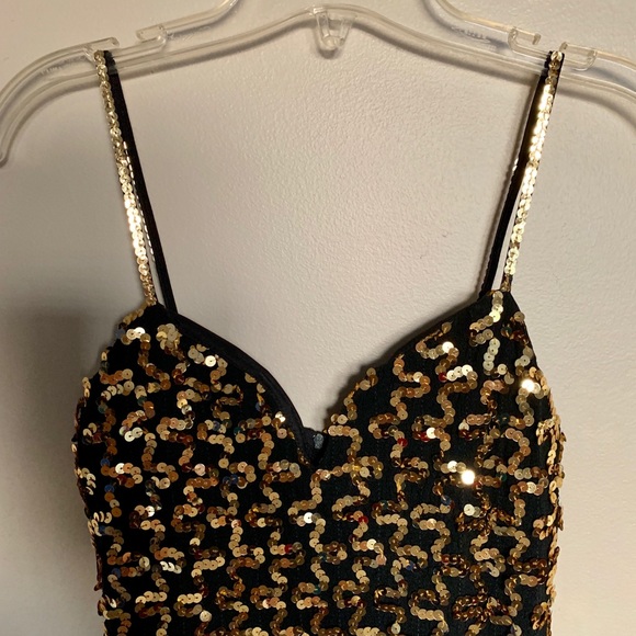 Black with Gold Sequins Prom/Evening mini Dress 👗 - Picture 2 of 5